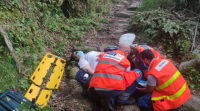 Os bombeiros rescatan dúas sendeiristas que estaban de visita na Ribeira Sacra