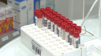 Plan piloto de test PCR de saliva en máis de 340 farmacias de Pontevedra