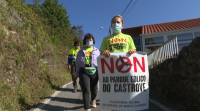 O proxecto de parque eólico do monte Castrove mobiliza veciños de catro concellos que protestan pola súa instalación