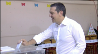 Grecia vota e as sondaxes agoiran o relevo de Tsipras no poder