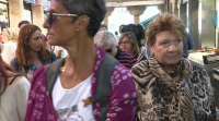 Piden regular a visita de grandes grupos de turistas á praza de abastos de Santiago