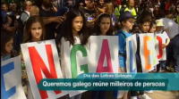 Milleiros de persoas saen á rúa en defensa da lingua galega