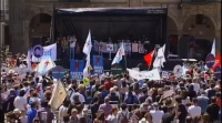 Milleiros de persoas saen á rúa en defensa da lingua galega