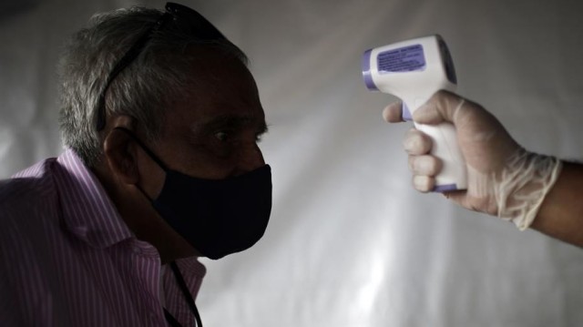Máis de dez millóns de infectados no mundo e preto de medio millón de mortos polo virus