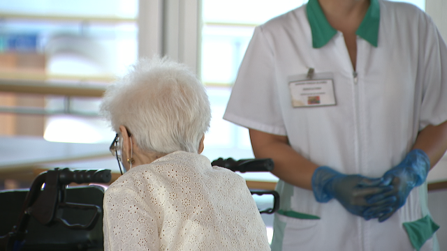 Galicia está entre as cinco comunidades que non reduciu o gasto social durante a pandemia