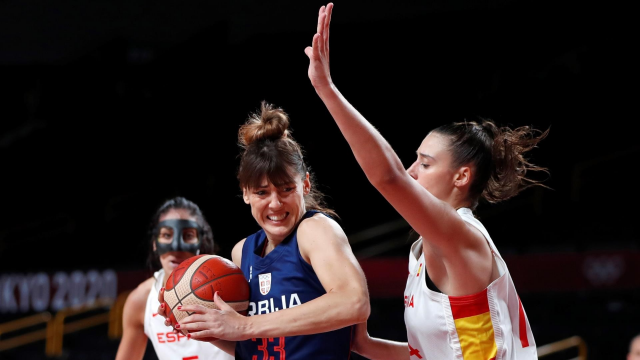 Raquel Carrera e Tamara Abalde teñen pé e medio nos cuartos de final