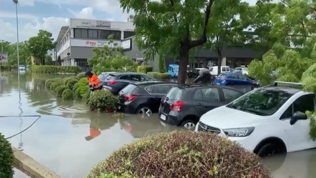 A forte chuvia provoca importantes inundacións en Nimes