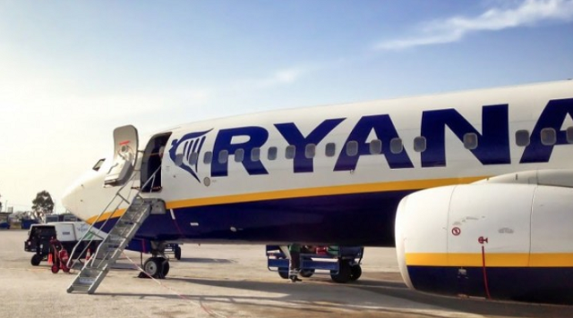 Ryanair pecha en xaneiro catro bases españolas que afectará a 512 empregados