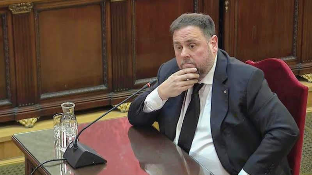 O Constitucional rexeita amparar a Junqueras, pero rompe a súa unanimidade