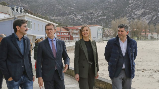 Feijóo pídelle a Ciudadanos que decida "se quere sumar de verdade" en Galicia