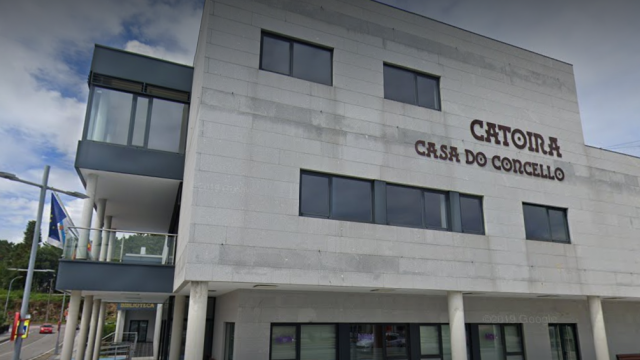 Socialistas e populares rexistran unha moción de censura para desbancar o BNG da alcaldía de Catoira