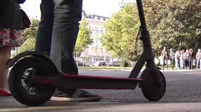 Morre unha nena de 10 anos en Oleiros tras caer dun patinete