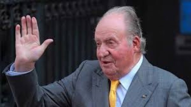 O rei Xoán Carlos deixará de percibir este ano 161.034 euros da súa asignación