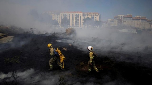 Estabilizado un incendio en San Pedro de Visma, na Coruña, tras queimar 1,5 hectáreas