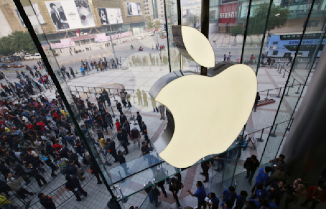 Apple alcanza un rexistro histórico cunha capitalización en bolsa de 2 billóns de dólares