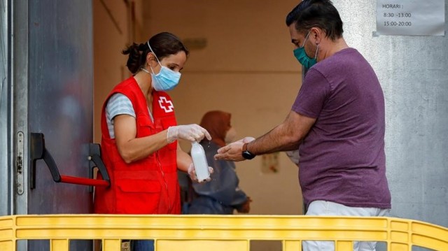 O Ministerio notifica 12.272 novos casos de covid-19 e 114 mortes