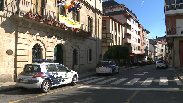 A Xunta eleva as restricións no concello do Carballiño e mantenas no resto