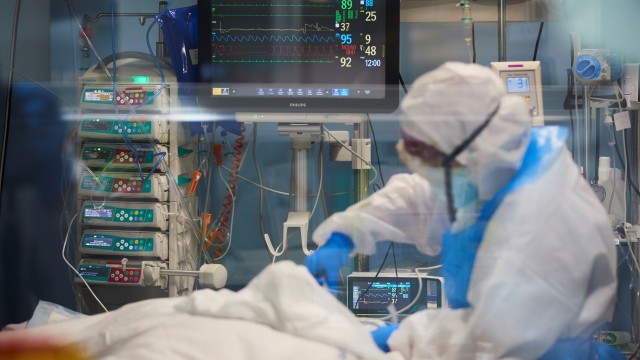 Falecen en Galicia cinco persoas que foran diagnosticadas de Covid-19