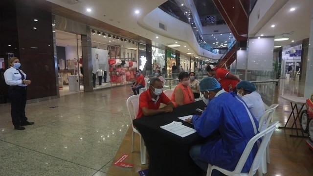 Colombia, no peor momento da pandemia, con récord de mortes e de contaxios