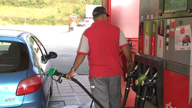 O prezo dos carburantes incrementa o IPC ata o 2,7 % en maio