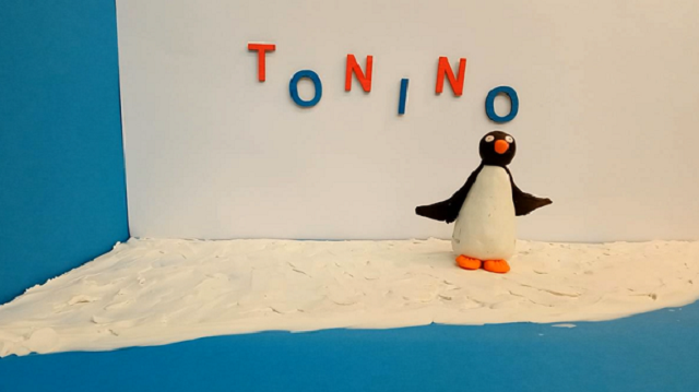 Categoría I - Primeiro premio: 'Tonino, un pingüín en Ames' do EEI Milladoiro (Ames, A Coruña)