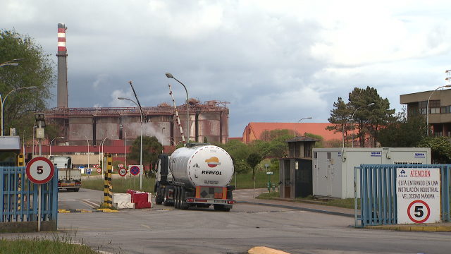 Remata o prazo de venda: Alcoa move ficha e o Goberno pídelle que negocie directamente cos compradores