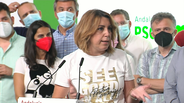 O PSOE iniste en que Susana Díaz deixe paso na federación andaluza