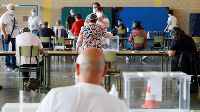 A participación en Galicia achegouse ao 59%, cinco puntos máis que en 2016