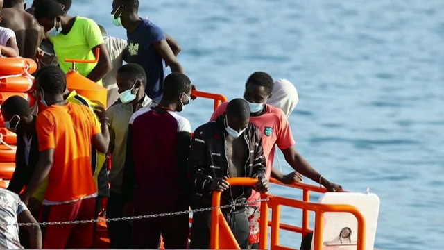 Rescatan 65 migrantes subsaharianos en Gran Canaria