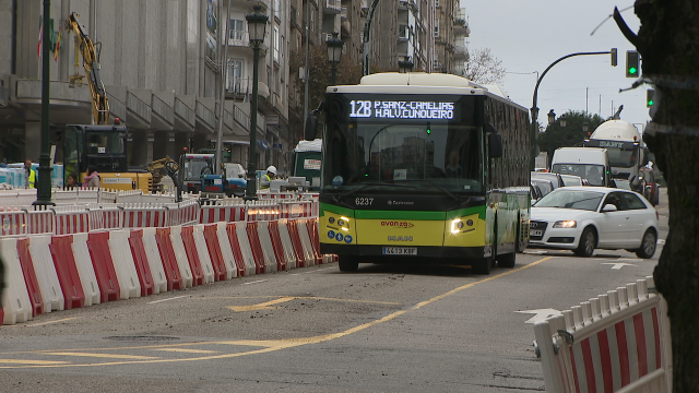 A pandemia provoca en Galicia unha caída do 41% de viaxeirios do bus urbano