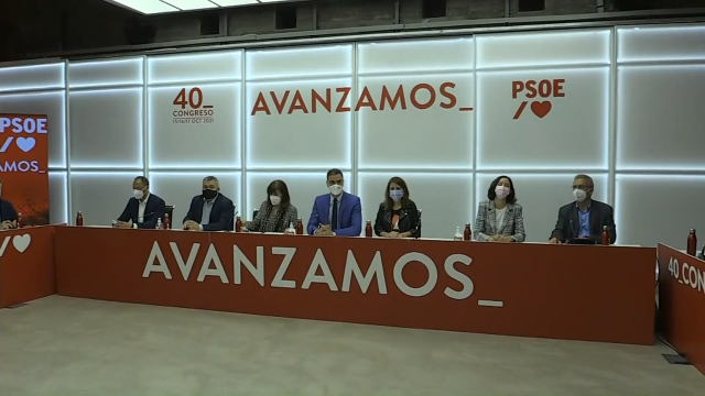 Sánchez reúne por primeria vez a súa nova Executiva, saída do Congreso Federal