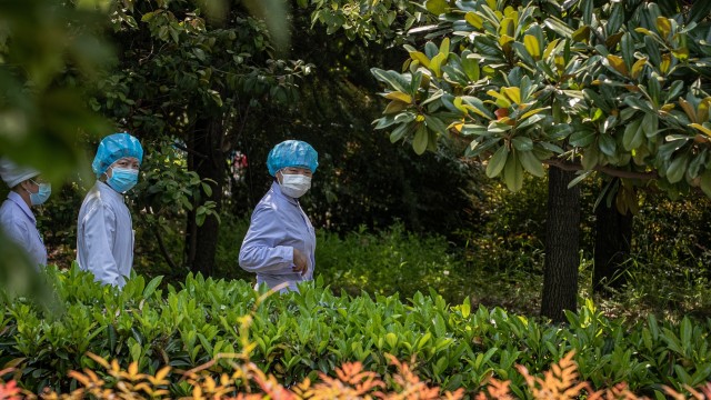 A China inicia os ensaios clínicos de dúas posibles vacinas contra o coronavirus