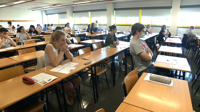 Os alumnos murcianos son os primeiros en examinarse da ABAU