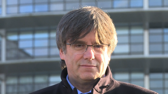 Carles Puigdemont queda en liberdade pero non pode saír de Sardeña