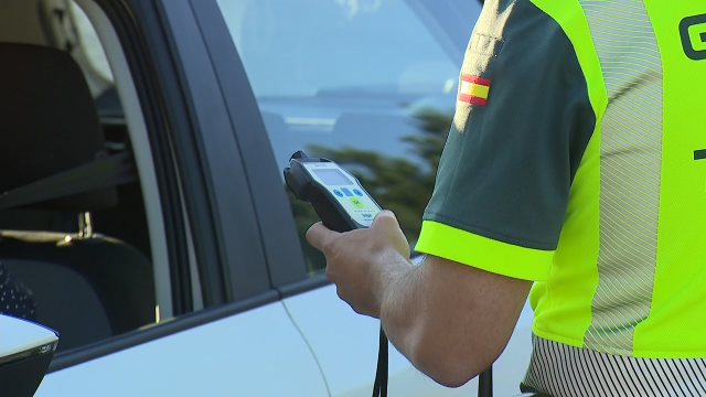 Sancionados cada día 420 condutores positivos en alcol ou drogas