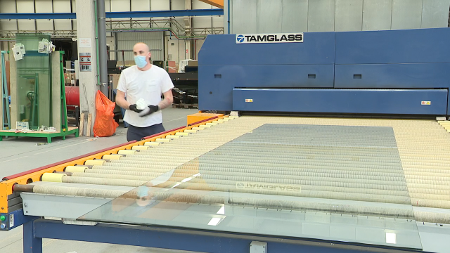 A produción industrial española cae un 14,3% en xuño con respecto do ano pasado