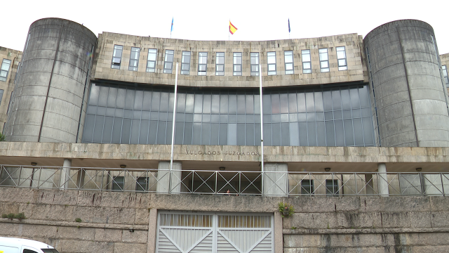 O Colexio de Médicos da Coruña dá de baixa o psiquitra de Santiago condenado por abusos sexuais