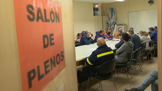 Os traballadores analizarán este mércores a proposta "definitiva" de Alcoa para desconvocar a folga e negociar a venda