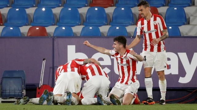 Un gol de Berenguer no 112 leva o Athletic a outra final de Copa (1-2)