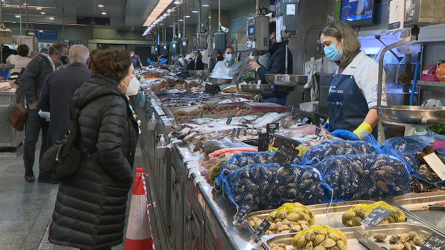 O Parlamento pide a aplicación do IVE superreducido a peixes e mariscos