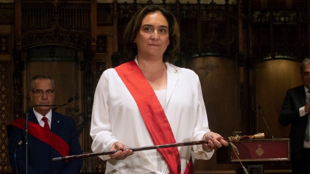 Ada Colau revalida como alcaldesa de Barcelona e prevé gobernar co PSC