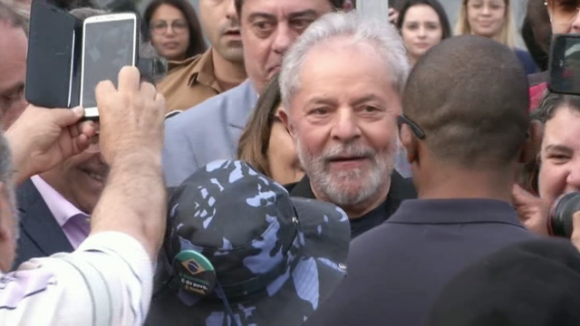 Un xuíz do Supremo anula todas as sentenzas de prisión contra Lula da Silva