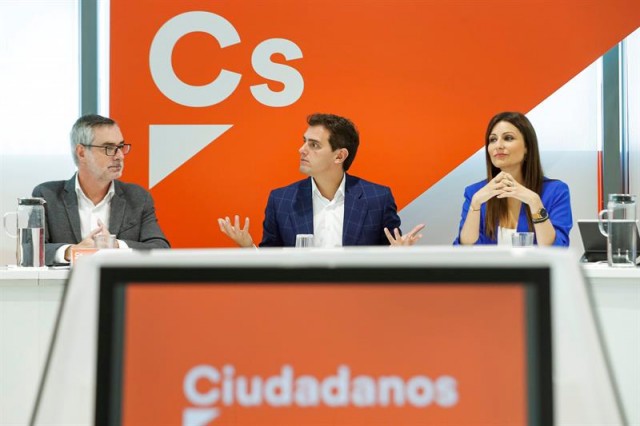 Ciudadanos presentará unha moción de censura contra Torra
