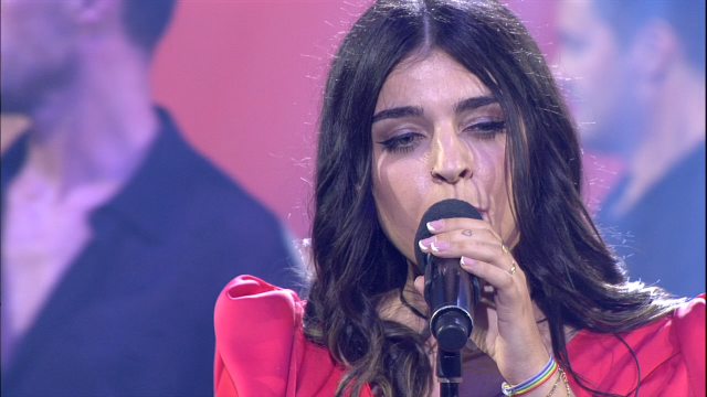 Desde as Terras de Pontevedra, Paula Meda canta 'Contigo aprendín'