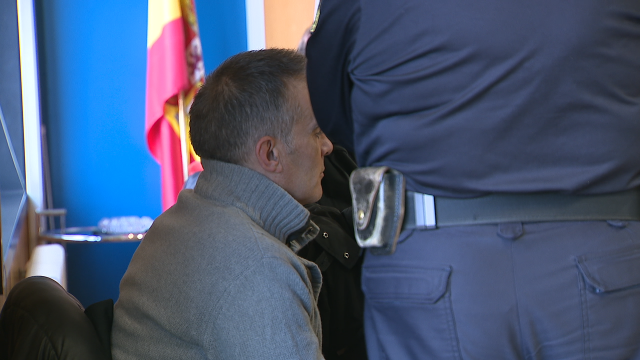 Condenado a 41 anos o home que asasinou dun disparo un mozo na praia de Redondela