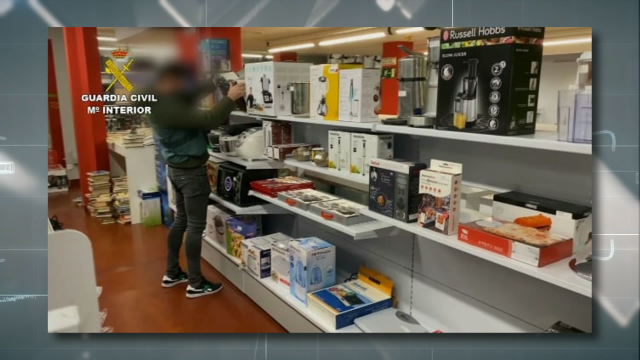 18 detidos por 'estafas nixerianas', revendían produtos que non chegaban a pagar