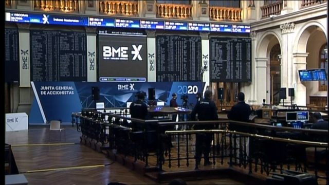 O IBEX 35 supera os 7.000 puntos tras pechar cunha suba do 3,21%