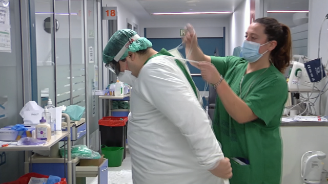 O falecemento dun home por coronavirus eleva a cifra total de mortos a 2.393 en Galicia