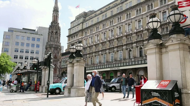 Inglaterra prevé eliminar as restricións pola covid o 19 de xullo