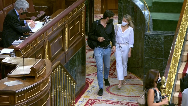 O Congreso vota a norma que obriga a contratar os repartidores como asalariados